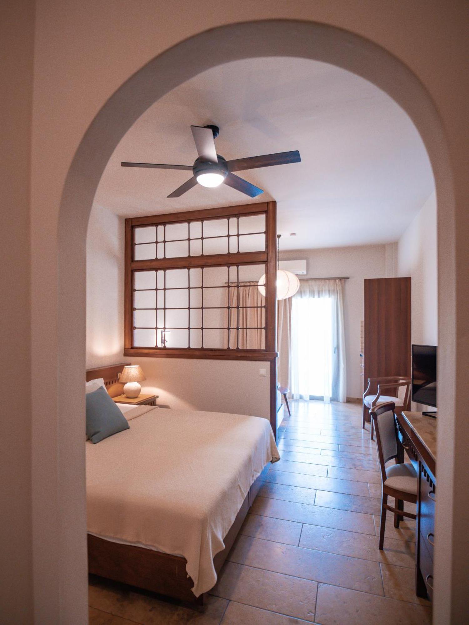 Dracos Hotel Parga Exterior photo